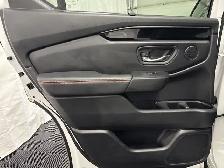 2023 Honda Pilot TRAILSPORT AWD | 7 PASSENGER | TOW PKG | LTHR S - Photo 39