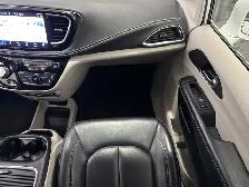 2022 Chrysler Pacifica TOURING-L | LEATHER | POWER GATE | REM - Photo 35