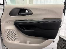 2022 Chrysler Pacifica TOURING-L | LEATHER | POWER GATE | REM - Photo 43
