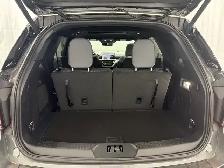 2027 Ford Explorer - Photo 8