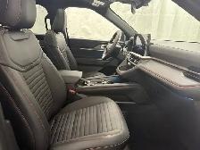 2027 Ford Explorer - Photo 32