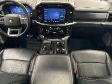 2024 Ford F-150 LARIAT BLACK PACKAGE FX4 | SMART HITCH | SUNROOF - Photo 40