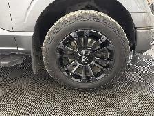 2024 Ford F-150 XLT 303A BLACK APPEARANCE | LEATHER | SUNROOF - Photo 4