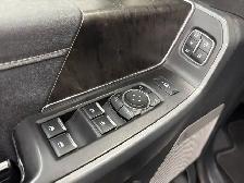 2024 Ford Super Duty F-250 SRW F-250 LARIAT BLACK PACKAGE FX4 - Photo 20