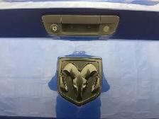 2015 Ram 1500 SPORT PREMIUM | LEATHER | SPORT HOOD | REM START - Photo 12