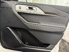 2027 Ford Explorer - Photo 29