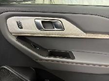 2027 Ford Explorer - Photo 30