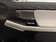 2027 Ford Expedition - Photo 32