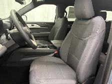 2027 Ford Explorer - Photo 17