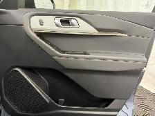 2027 Ford Explorer - Photo 25