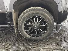 2020 Chevrolet Colorado 4WD V6 | TONNEAU COVER | WHEELS - Photo 4
