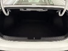2025 Hyundai Elantra PREFERRED IVT | HEATED SEATS | REMOTE START - Photo 12