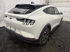 2026 Ford Mustang Mach-E - Photo 9