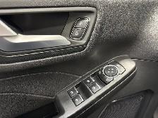 2023 Ford Escape ST-Line AWD Tech Pkg | VISTA ROOF | REM START - Photo 18