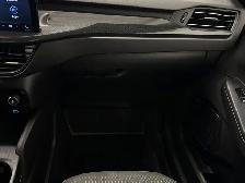 2023 Ford Escape ST-Line AWD Tech Pkg | VISTA ROOF | REM START - Photo 33