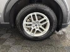 2025 Ford Explorer Active 4WD | LANE KEEP | HEATED SEATS | POWER - Photo 4