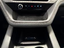 2025 Ford Explorer Active 4WD | LANE KEEP | HEATED SEATS | POWER - Photo 31
