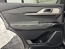 2025 Ford Explorer Active 4WD | LANE KEEP | HEATED SEATS | POWER - Photo 38