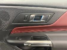 2026 Ford Mustang - Photo 14