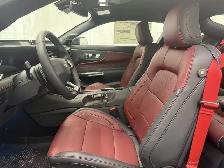 2026 Ford Mustang - Photo 16