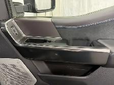 2027 Ford Super Duty F-350 SRW - Photo 33