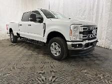 2027 Ford Super Duty F-350 SRW - Photo 2