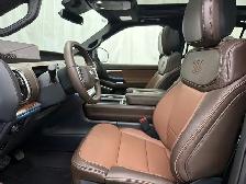 2027 Ford Expedition - Photo 17