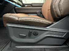 2027 Ford Expedition - Photo 18