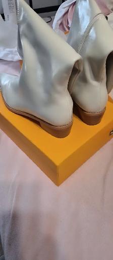 Shoes and boots - Photo 4