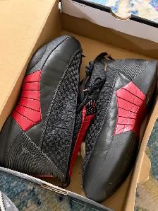 Nike Air Jordan 13 Retro "Dirty Bred" 2014 - Men’s US 9.5/EU 43