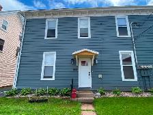 Downtown C'Town 3 Bed, 1.5 Bath Beautifully Renovated Townhouse - Photo 10