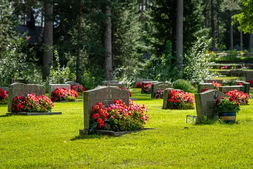 Burial Plot – Garden of Good Shepherd, Valley View Memorial