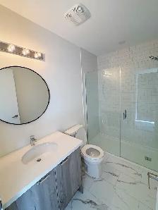 Three Bedroom Three Bathroom Townhouse Available for Rent - Photo 6
