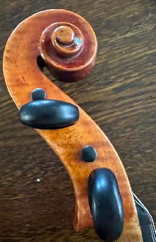 Yamaha electric violin $500.00 call 204-779-4090