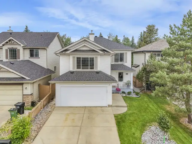 Residential: Renovated 4 Bed Hodgson Home, Solar   EV Charger