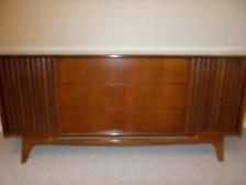 CABINET STEREO (FLEETWOOD)
