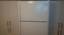 Furnished 1 bdrm   den basement apt East York, Woodbine/Danforth - Photo 11