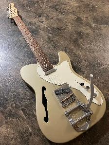 Squier Thinline Tele