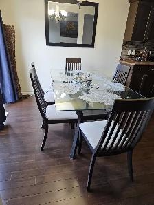 Dining Table and Chairs (move out sale)