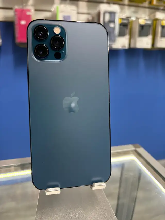 iPhone 12 Pro 256gb (Store Warranty)