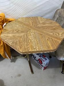 Kitchen Table and Chairs