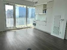 bright & open studio across from Eaton Center Massey Tower - Photo 4