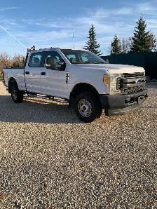 2017 Ford F250 4X4 - Photo 8