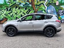 2016 Toyota RAV4 LE | 173,402 km | Heated Seats | Toronto/GTA - Photo 2