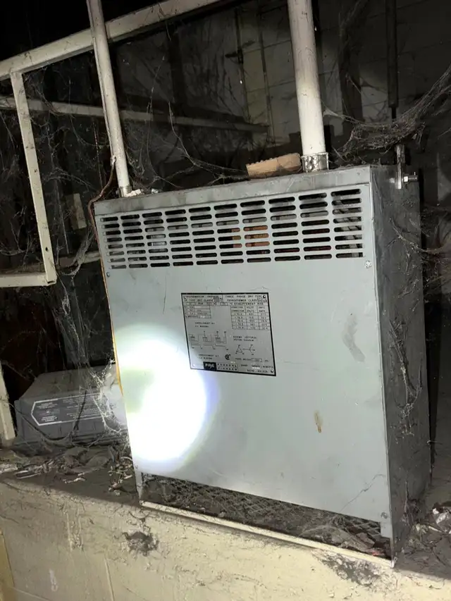 Federal Pioneer 30 kVA Transformer – 600V to 208Y/120V