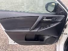13 MAZDA 3 2L 187K Accident Free - Automatic- Safety 2 yrs Wrnty - Photo 5