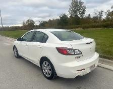 13 MAZDA 3 2L 187K Accident Free - Automatic- Safety 2 yrs Wrnty - Photo 8