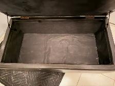 Faux leather ottoman - Photo 5