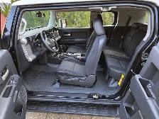 2010 Toyota FJ Cruiser - Photo 8