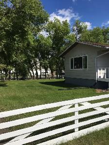 Quality 3 Bed Home - Photo 2